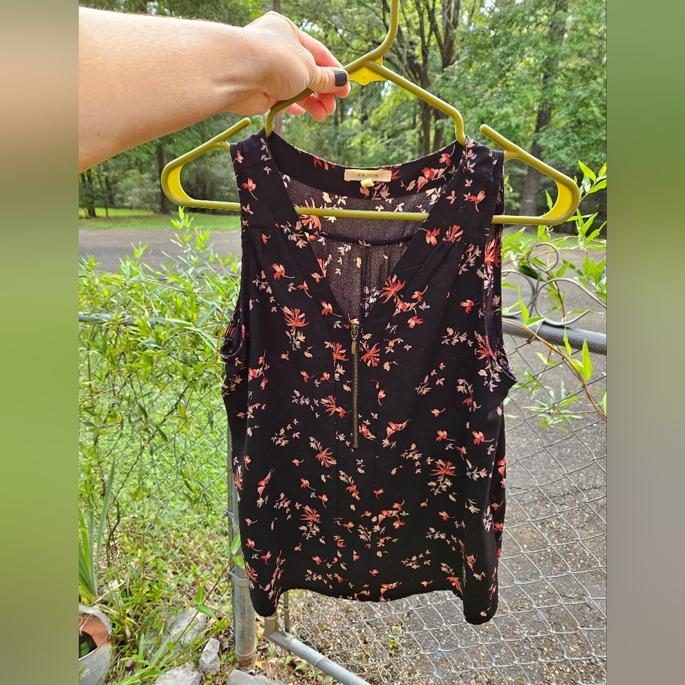 Floral Black Sleeveless Top